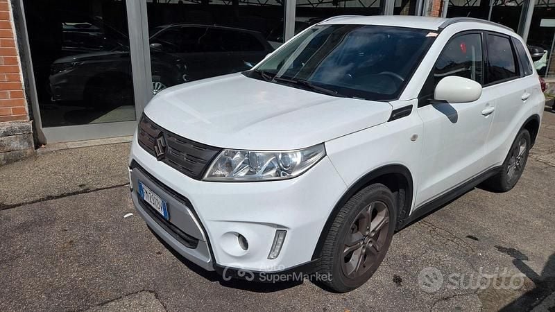 Usata Suzuki Vitara 120 CV (88 kW) 2017 Bianco SUV