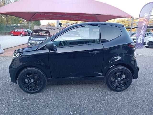 Nuova Aixam City Sport 88 CV (64 kW) 2025 Nero Utilitaria