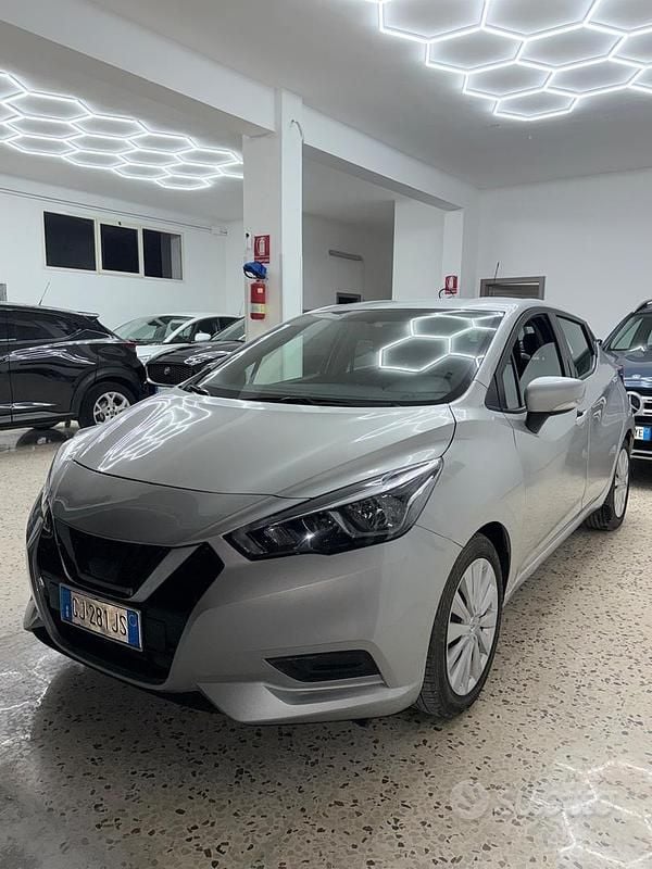 Usata Nissan Micra 92 CV (67 kW) 2022 Grigio Utilitaria