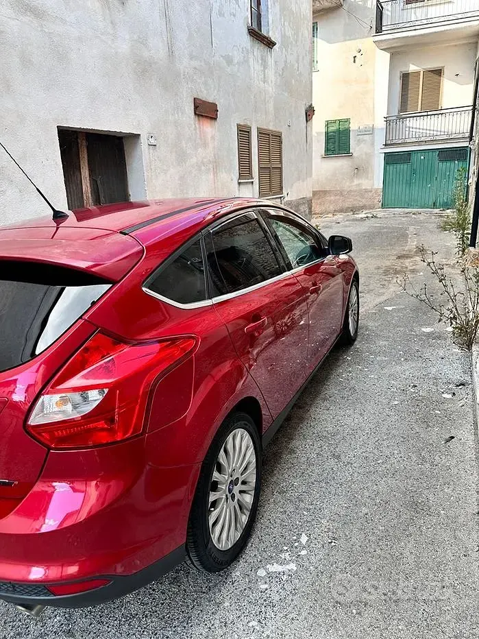 Usata Ford Focus 150 CV (110 kW) 2011 Rosso Berlina