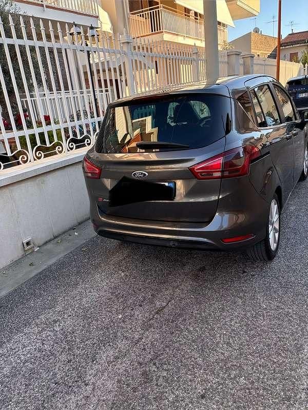 Usata Ford B-MAX Business Edition 75 CV (55 kW) 2015 Monovolume