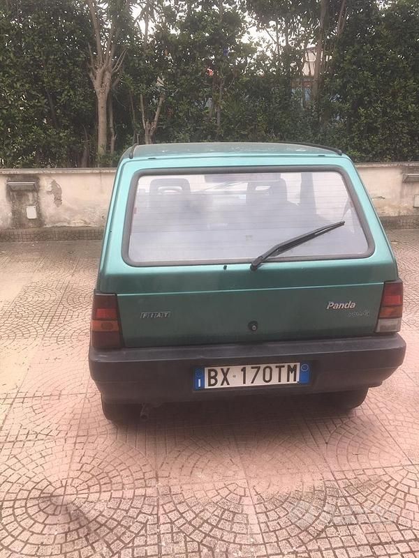 Usata Fiat Panda Young 34 CV (25 kW) 2004 Verde Utilitaria