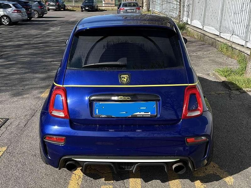 Usata Abarth 595 144 CV (105 kW) 2016 Blu/azzurro Utilitaria