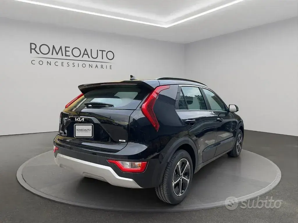 Nuova Kia Niro 92 CV (67 kW) 2026 Nero SUV
