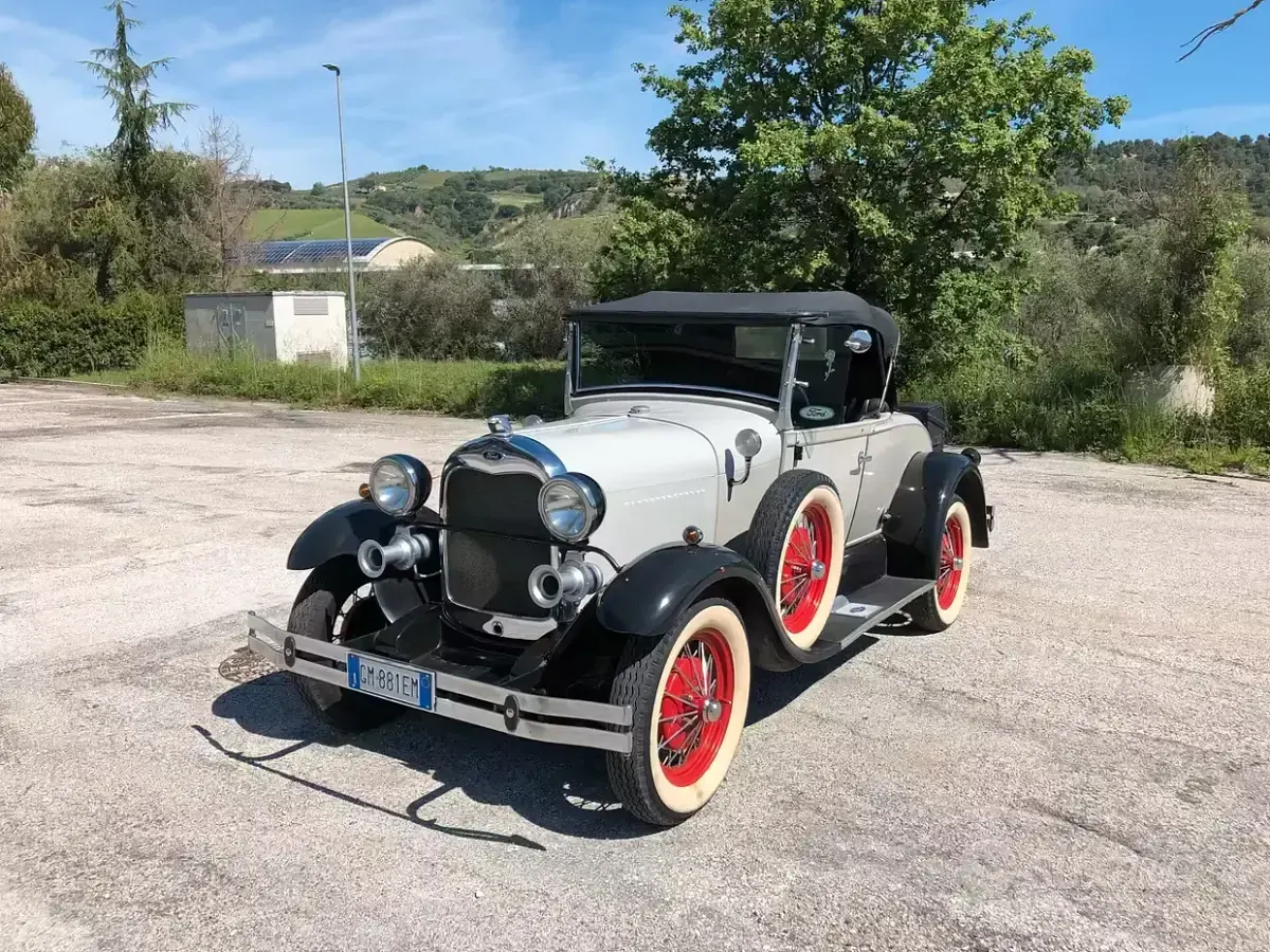 Käytetty Ford Model A 80 HP (58 kW) 1970 Avoauto