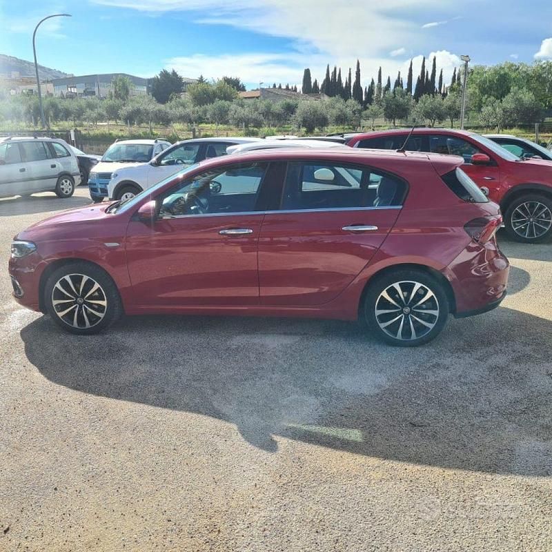 Usata Fiat Tipo Lounge 120 CV (88 kW) 2019 Rosso Berlina
