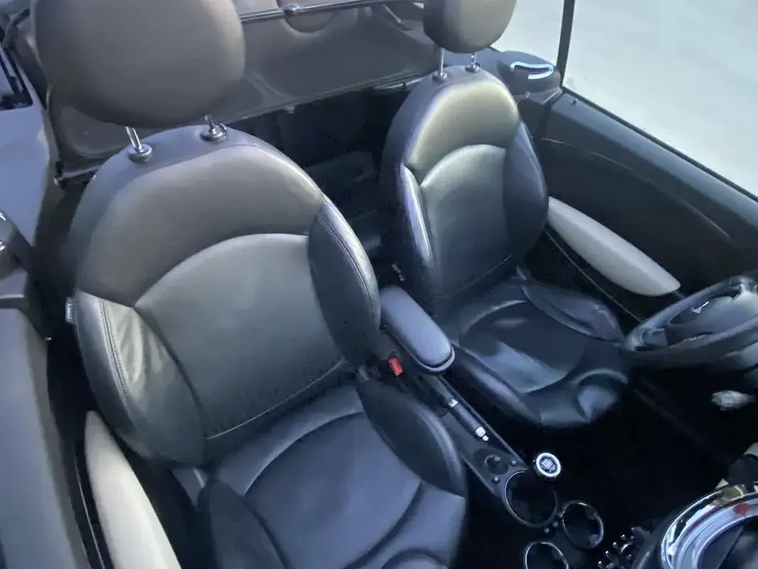 Usata Mini Cooper Cabriolet 122 CV (89 kW) 2014 Cabrio