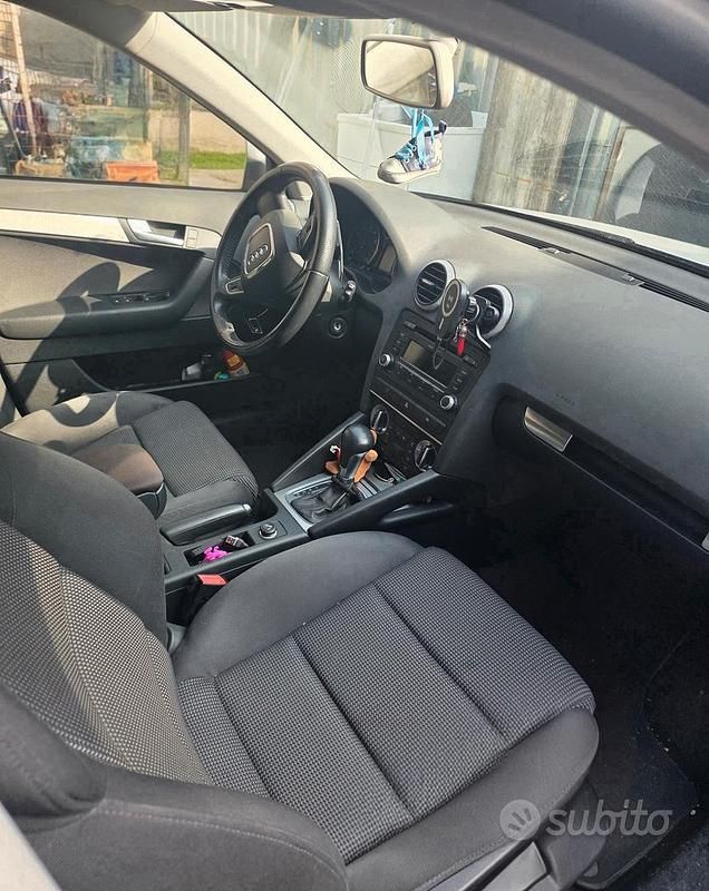 Usata Audi A3 125 CV (91 kW) 2010 Grigio Utilitaria