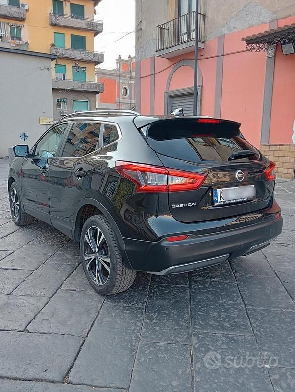 Usata Nissan Qashqai 2019 Nero SUV