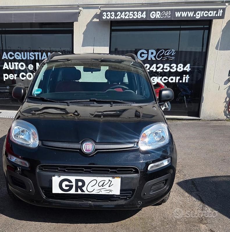 Usata Fiat Panda Pop 69 CV (50 kW) 2015 Nero Utilitaria