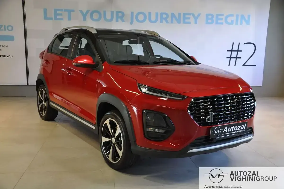Usata DR DR 3.0 114 CV (83 kW) 2024 Rosso SUV