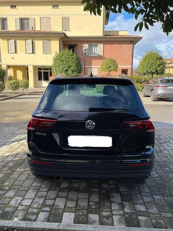 Usata VW Tiguan Style 125 CV (91 kW) 2018 Nero SUV