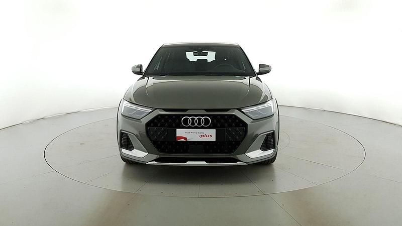 Usata Audi A1 Business 116 CV (85 kW) 2025 Grigio chronos metalizzato SUV
