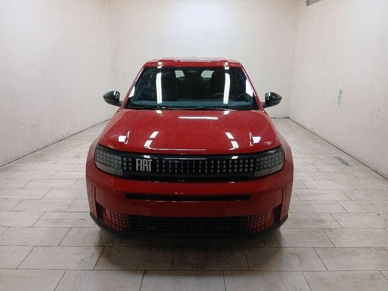 Nuova Fiat Grande Panda Business 110 CV (80 kW) 2025 Rosso Utilitaria