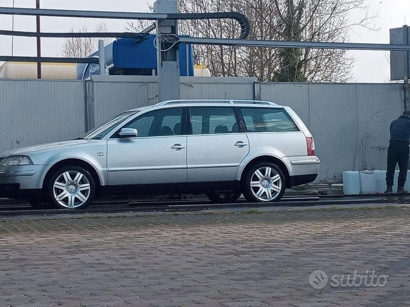 Usata VW Passat 2002 Grigio Station wagon