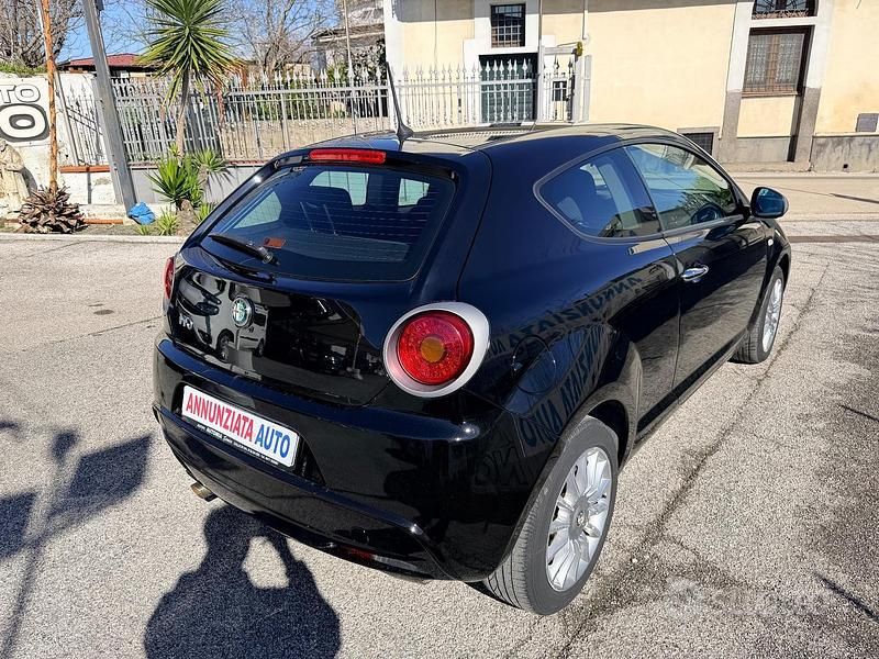 Usata Alfa Romeo MiTo 70 CV (51 kW) 2014 Nero Utilitaria