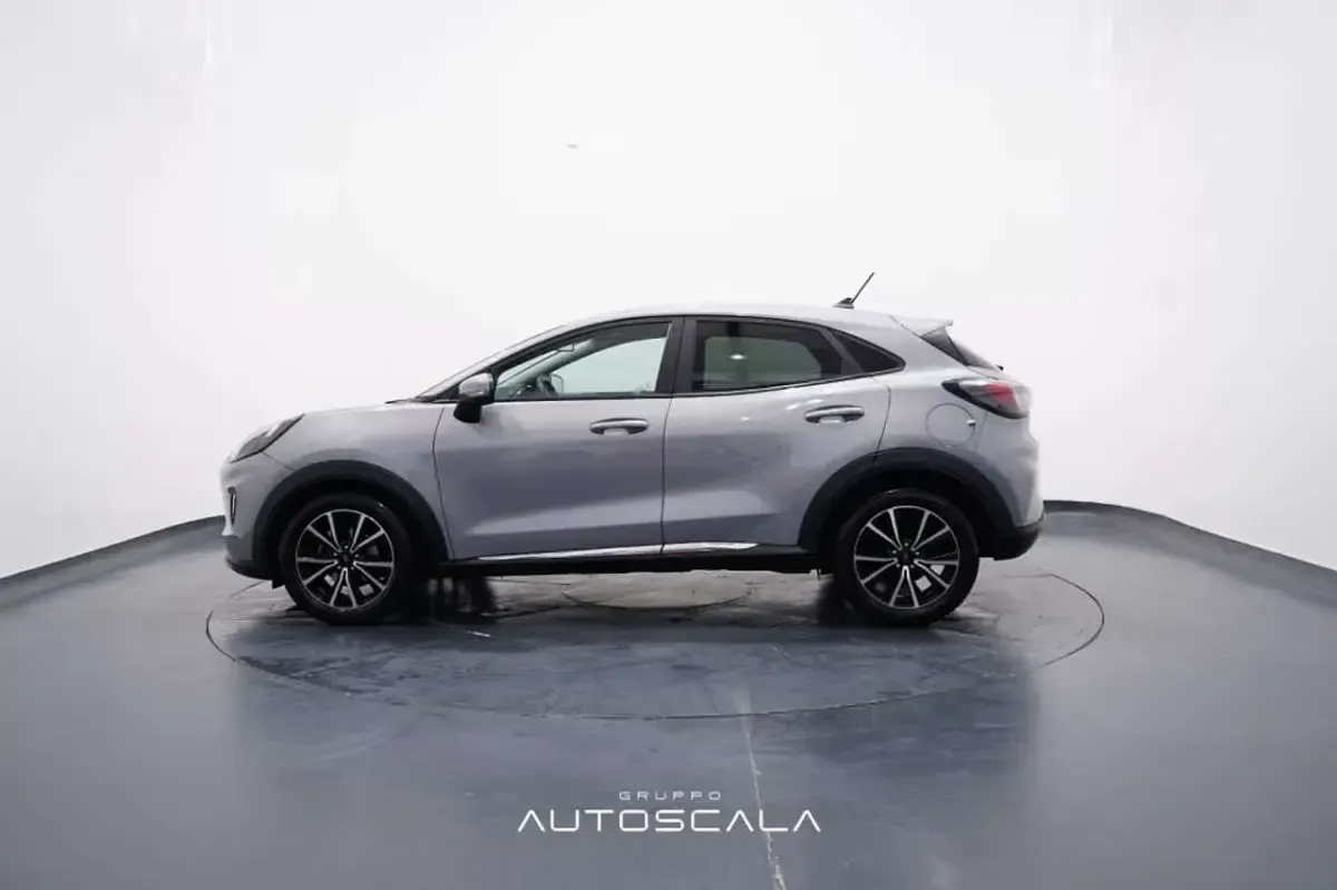 Second-hand Ford Puma Titanium 125 CP (91 kW) 2023 Argintiu SUV