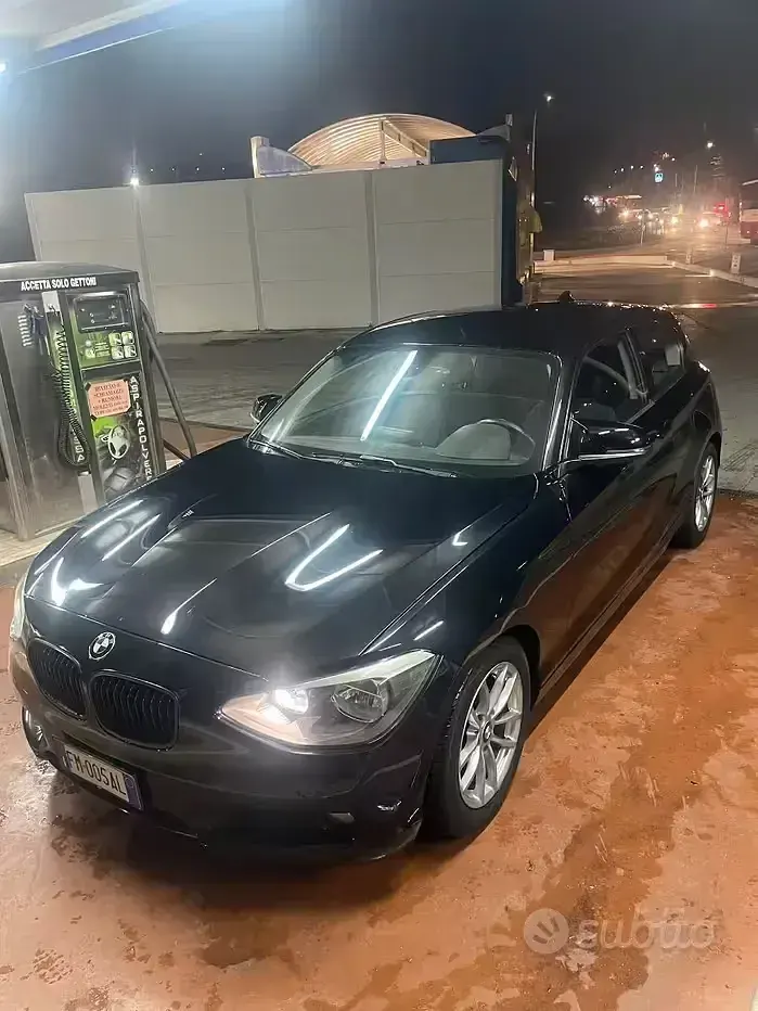 Usata BMW 118 Comfort Edition 150 CV (110 kW) 2017 Nero Utilitaria