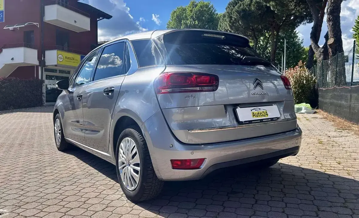 Begagnad Citroën C4 Picasso Shine 120 HK (88 kW) 2016 Grå Minibuss