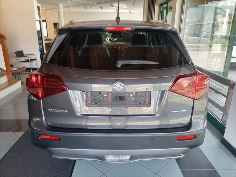 Nuova Suzuki Vitara 129 CV (94 kW) 2025 Grigio SUV