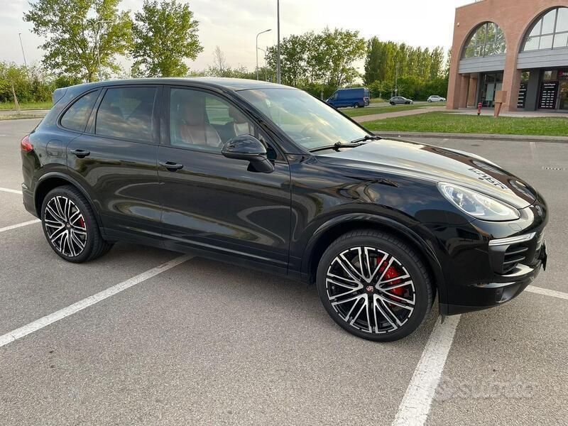 Usata Porsche Cayenne 2017 Nero SUV