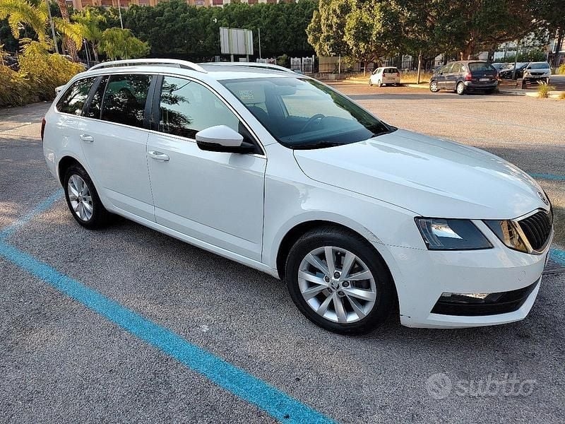 Usata Skoda Octavia G-TEC 2018 Bianco Station wagon