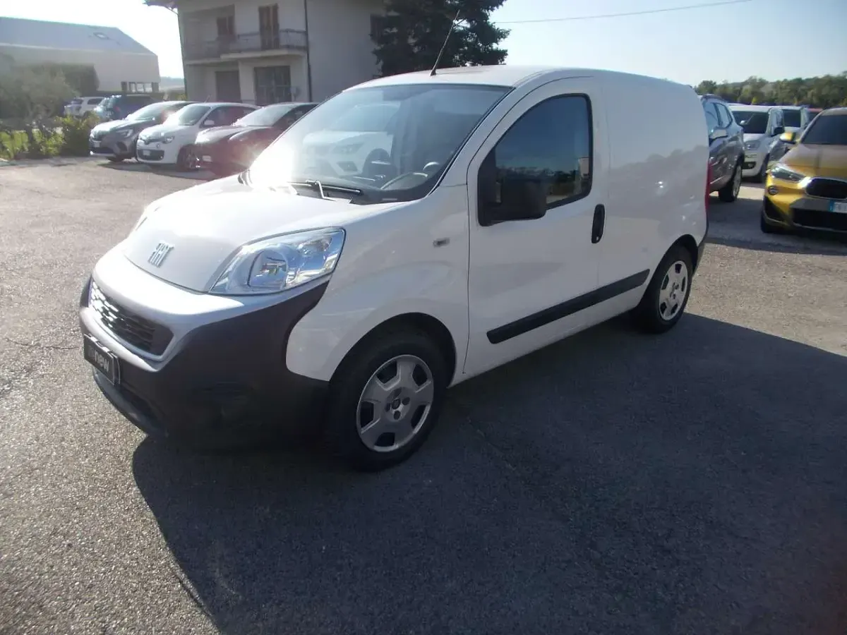 Usata Fiat Fiorino 95 CV (69 kW) 2022 Bianco Monovolume