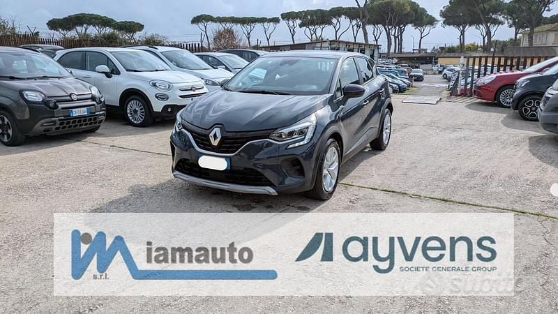 Usata Renault Captur Equilibre 90 CV (66 kW) 2023 Blu SUV