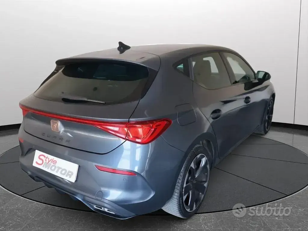 Usata Cupra Leon 150 CV (110 kW) 2024 Grigio Berlina