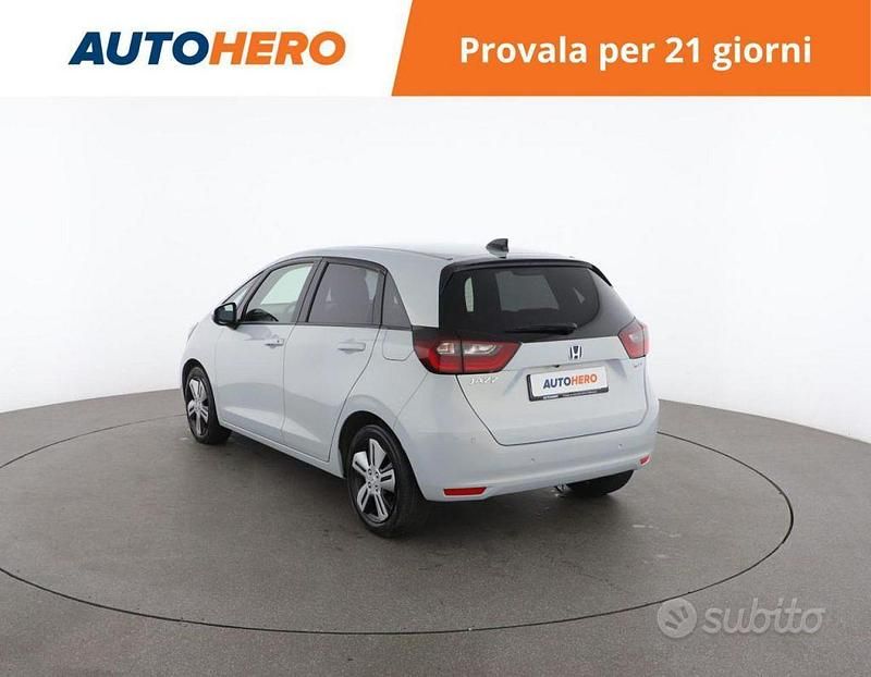 Usata Honda Jazz Executive 98 CV (72 kW) 2022 Bianco Utilitaria