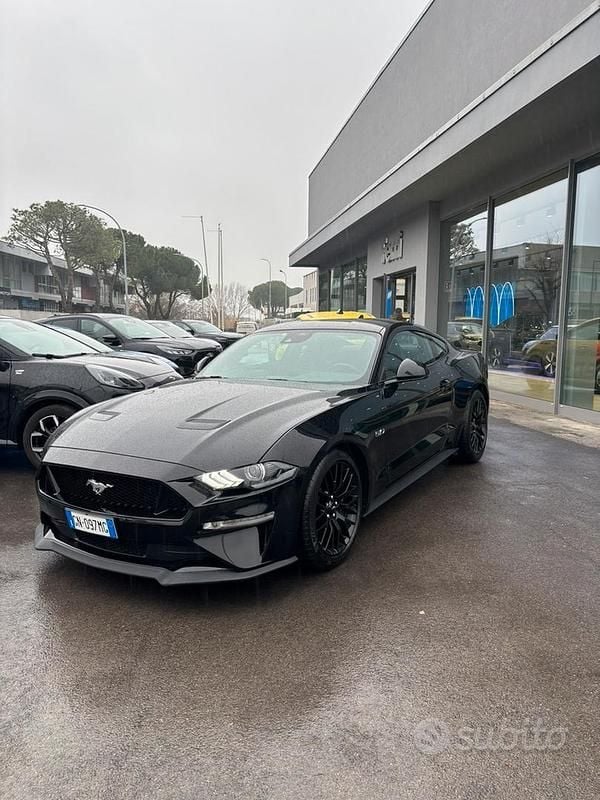 Usata Ford Mustang GT Fastback 450 CV (330 kW) 2023 Nero Coupé