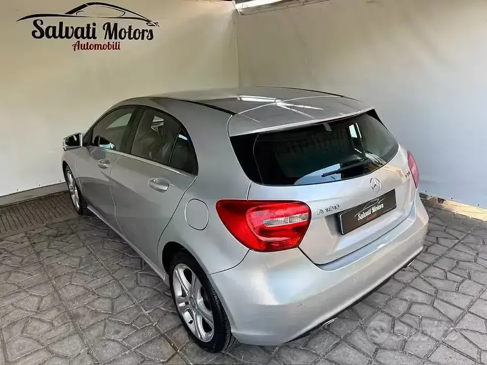 Usata Mercedes A180 Executive 109 CV (80 kW) 2013 Grigio Berlina