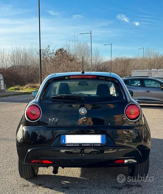 Usata Alfa Romeo MiTo 70 CV (51 kW) 2015 Nero Utilitaria