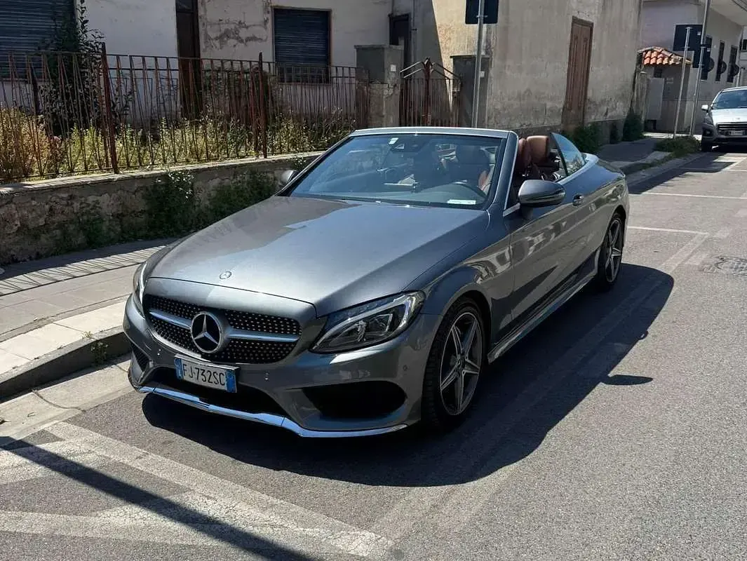 Usata Mercedes C220 Executive 170 CV (125 kW) 2017 Grigio Cabrio