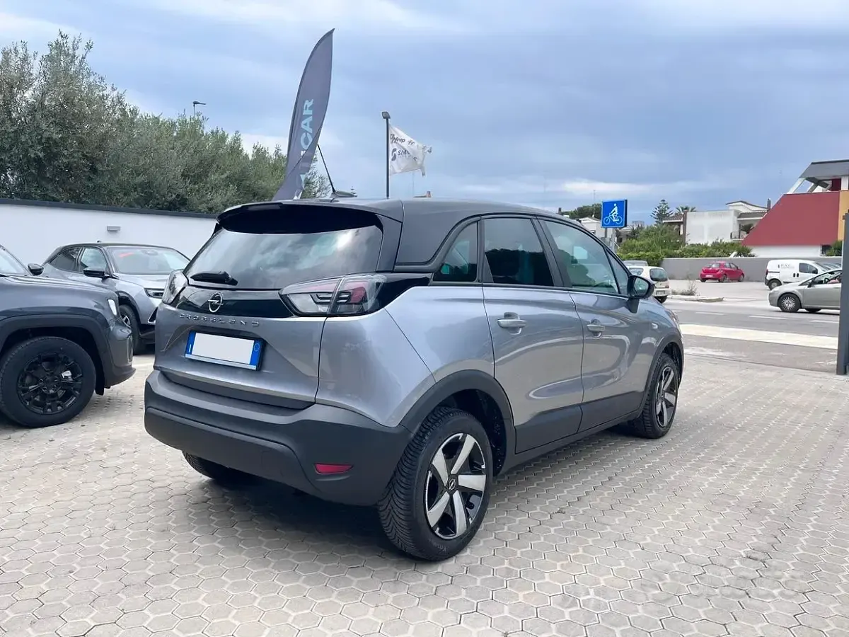 Usata Opel Crossland 110 CV (80 kW) 2021 Grigio SUV