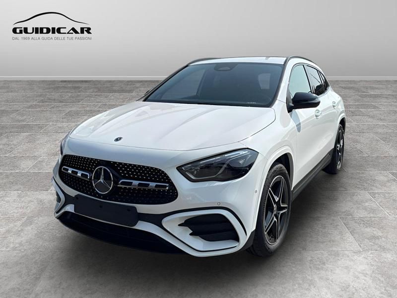 Bianco Nuova 2025 Mercedes GLA200 Advanced Plus SUV | 47.200 € (Buon prezzo) - Immagine 1/1
