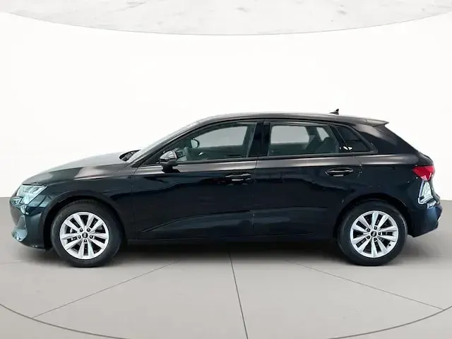 Usata Audi A3 Business 116 CV (85 kW) 2025 Nero mito metallizzato Berlina