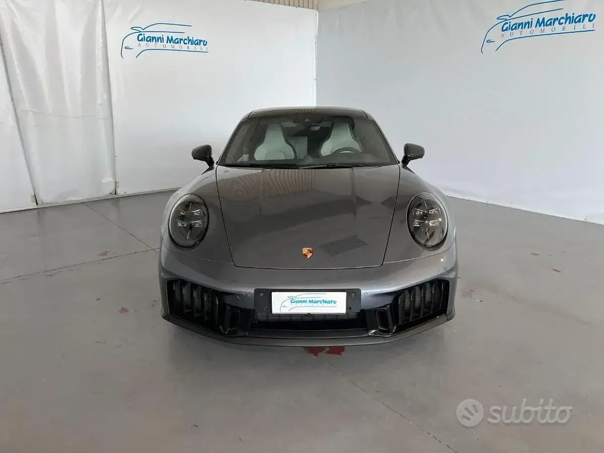 Usata Porsche 911 Carrera GTS 541 CV (397 kW) 2025 Grigio Coupé