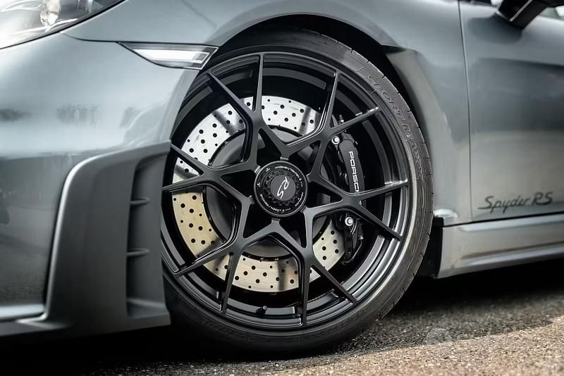 Usata Porsche 718 Spyder 500 CV (367 kW) 2024 Grigio Cabrio