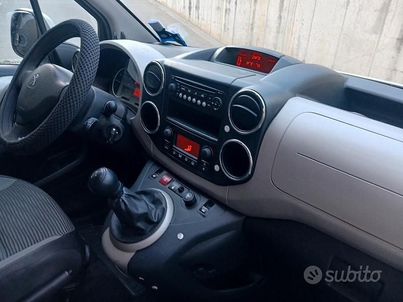 Usata Peugeot Partner 2012 Bianco Monovolume