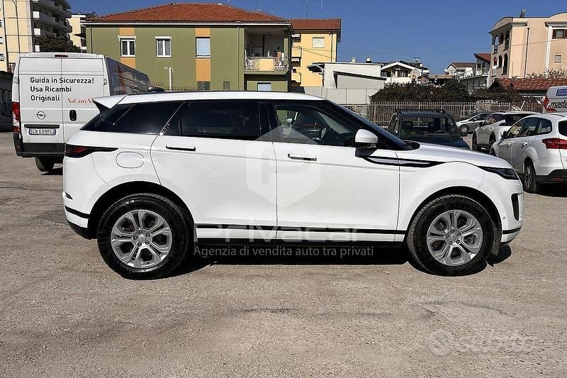 Usata Land Rover Range Rover evoque HSE 160 CV (117 kW) 2021 Bianco SUV