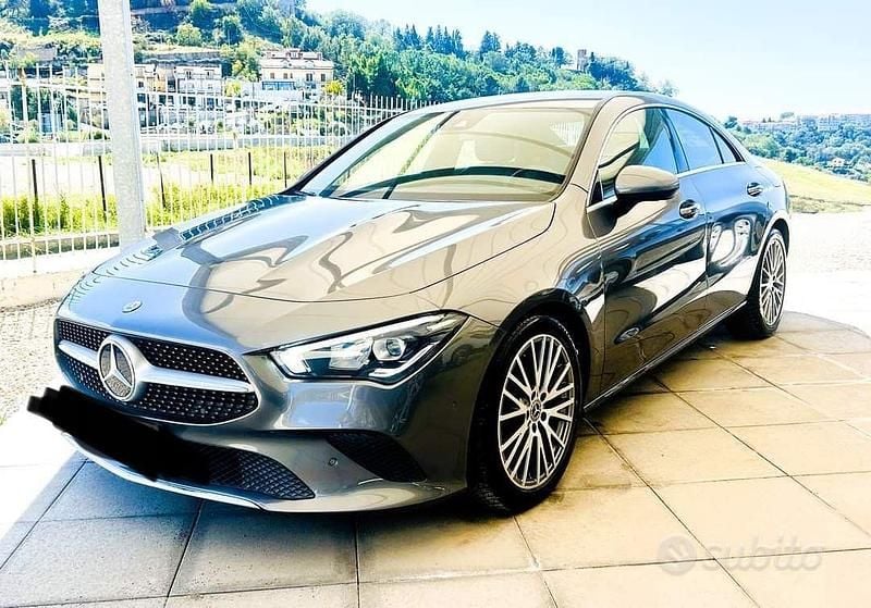 Usata Mercedes CLA180 2020 Grigio Berlina