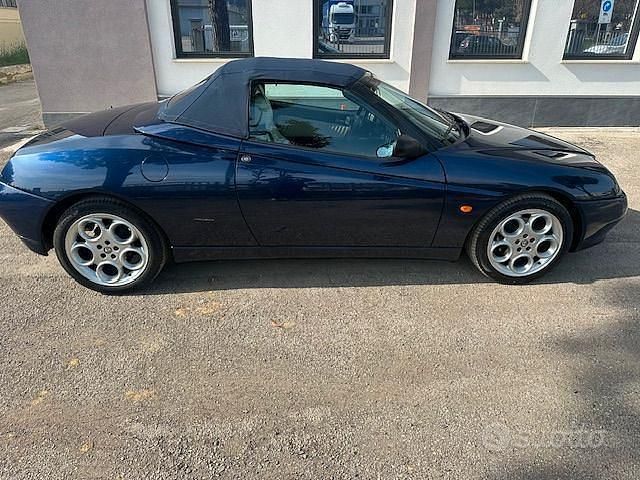 Usata Alfa Romeo Spider 2000 Blu Cabrio
