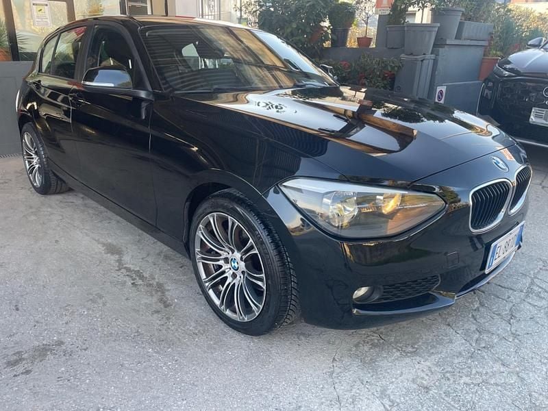 Usata BMW 116 Urban Line 116 CV (85 kW) 2012 Nero Utilitaria
