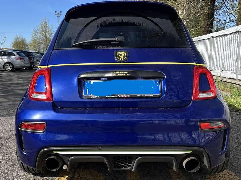 Usata Abarth 595 144 CV (105 kW) 2016 Blu/azzurro Utilitaria
