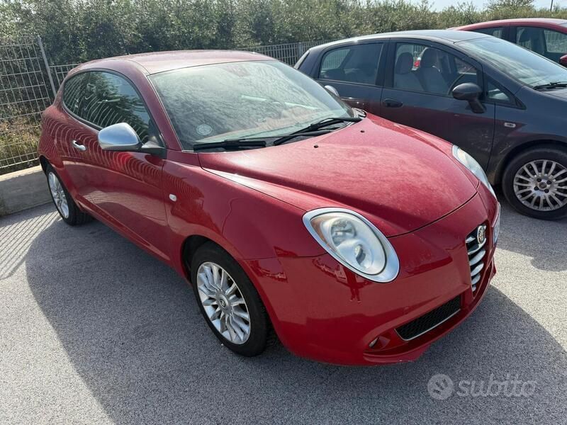Usata Alfa Romeo MiTo Distinctive 95 CV (69 kW) 2012 Rosso Utilitaria