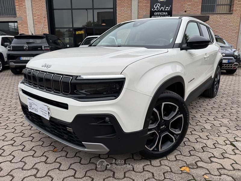 Bianco Usata 2024 Jeep Avenger Summit SUV | 20.950 € (Buon prezzo) - Immagine 1/4