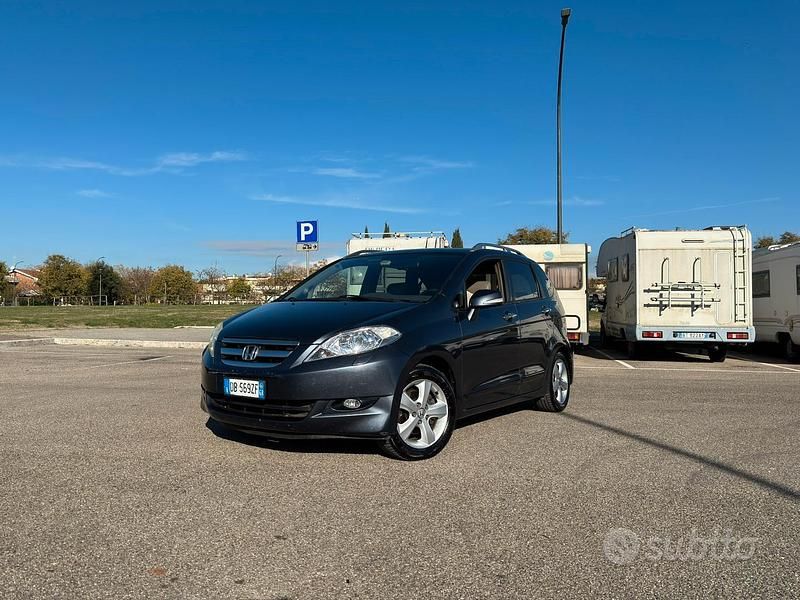 Usata Honda FR-V 140 CV (102 kW) 2006 Monovolume