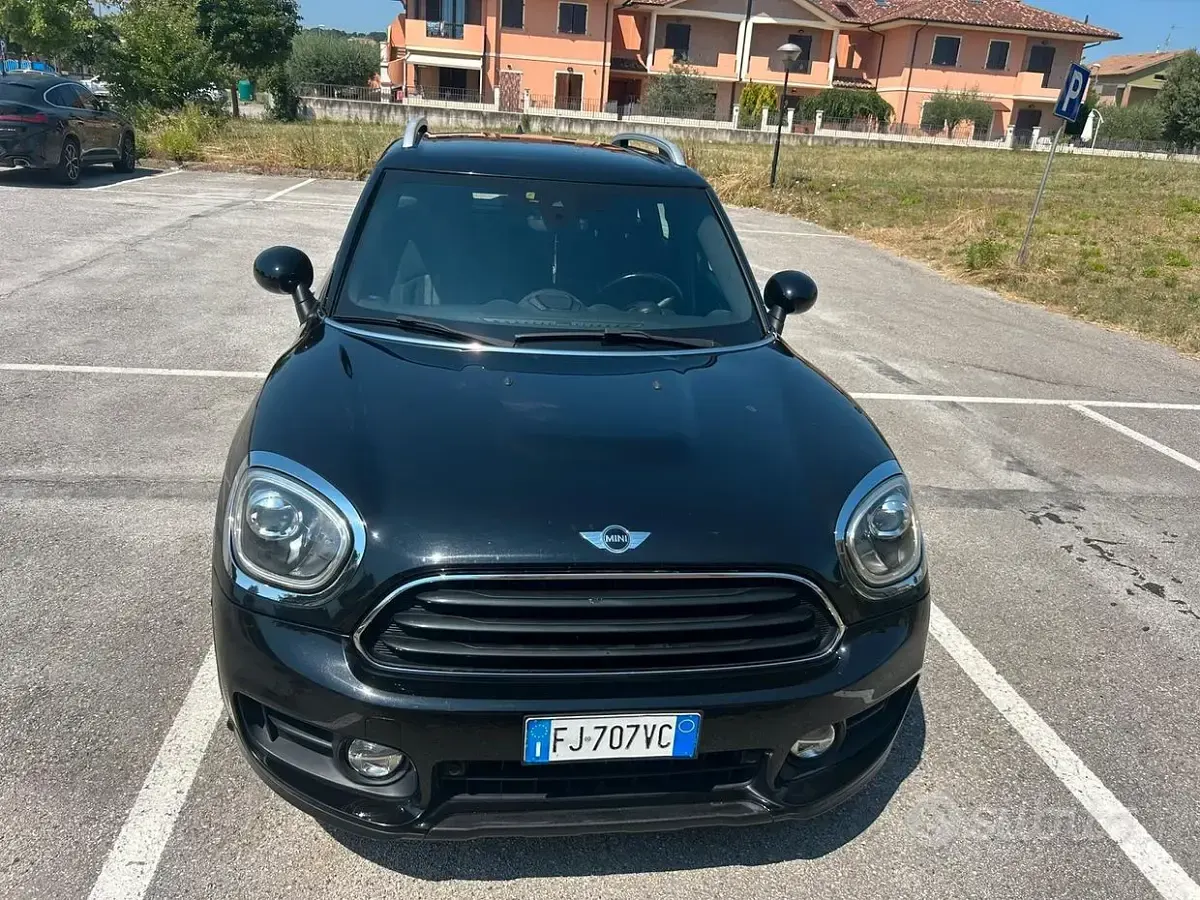 Usata Mini Cooper D Countryman 150 CV (110 kW) 2017 Nero SUV