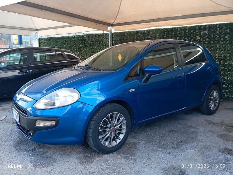 Usata Fiat Punto Evo Dynamic 75 CV (55 kW) 2011 Blu Utilitaria